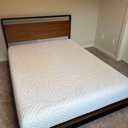 Serta icomfortAura EFX queen Mattress + Zinus Bamboo/metal Platform 