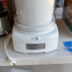 ice cream maker
