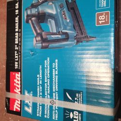 Makita 18V LXT Lithium-Ion 18-Gauge Cordless Brad Nailer