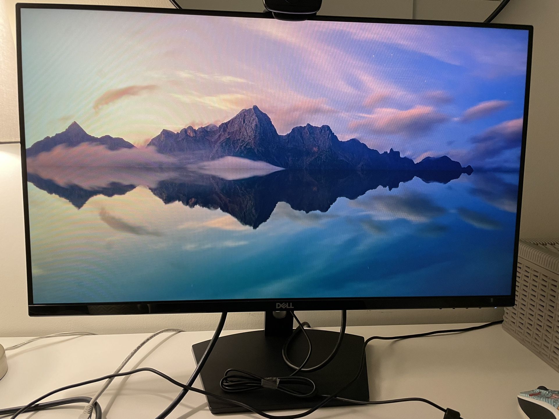 Dell 27 Inch Monitor SE2719H