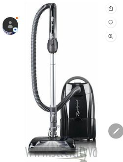 TITAN T9500 Canister Vacuum