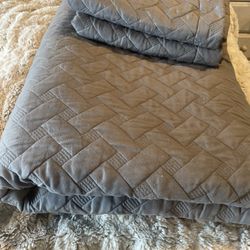 King Size Bedsure Basket Weave Quilt