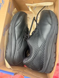 Brooks women shoes