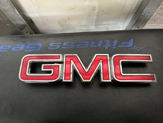 2007-2014 GMC Yukon Denali Grill Emblem Logo