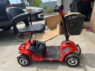 4 Wheel Travel Scooter