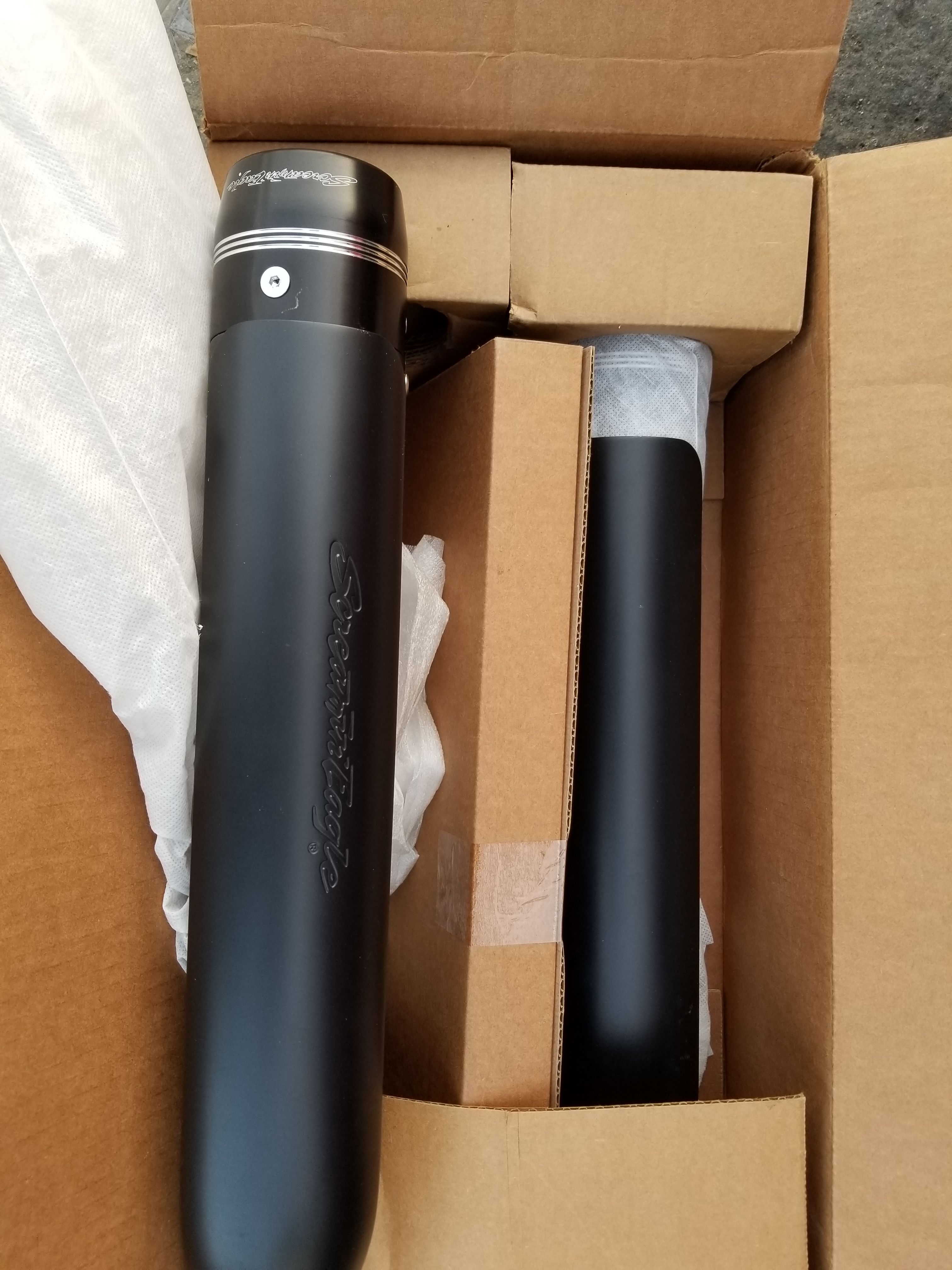 Harley Davidson Screamin'Eagle Sstreet Cannon slip-on muffler softail