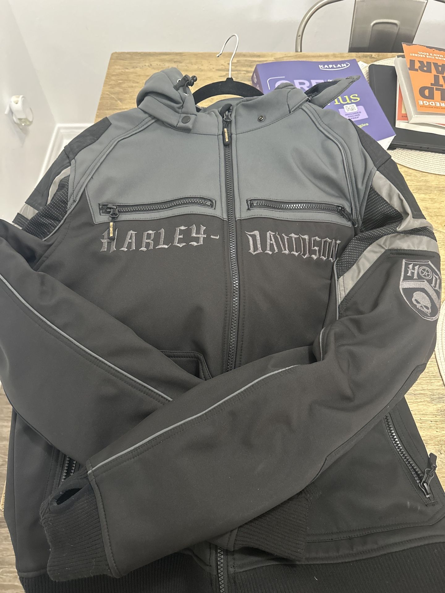 Harley-Davidson Men’s Riding Jacket – Excellent Condition
