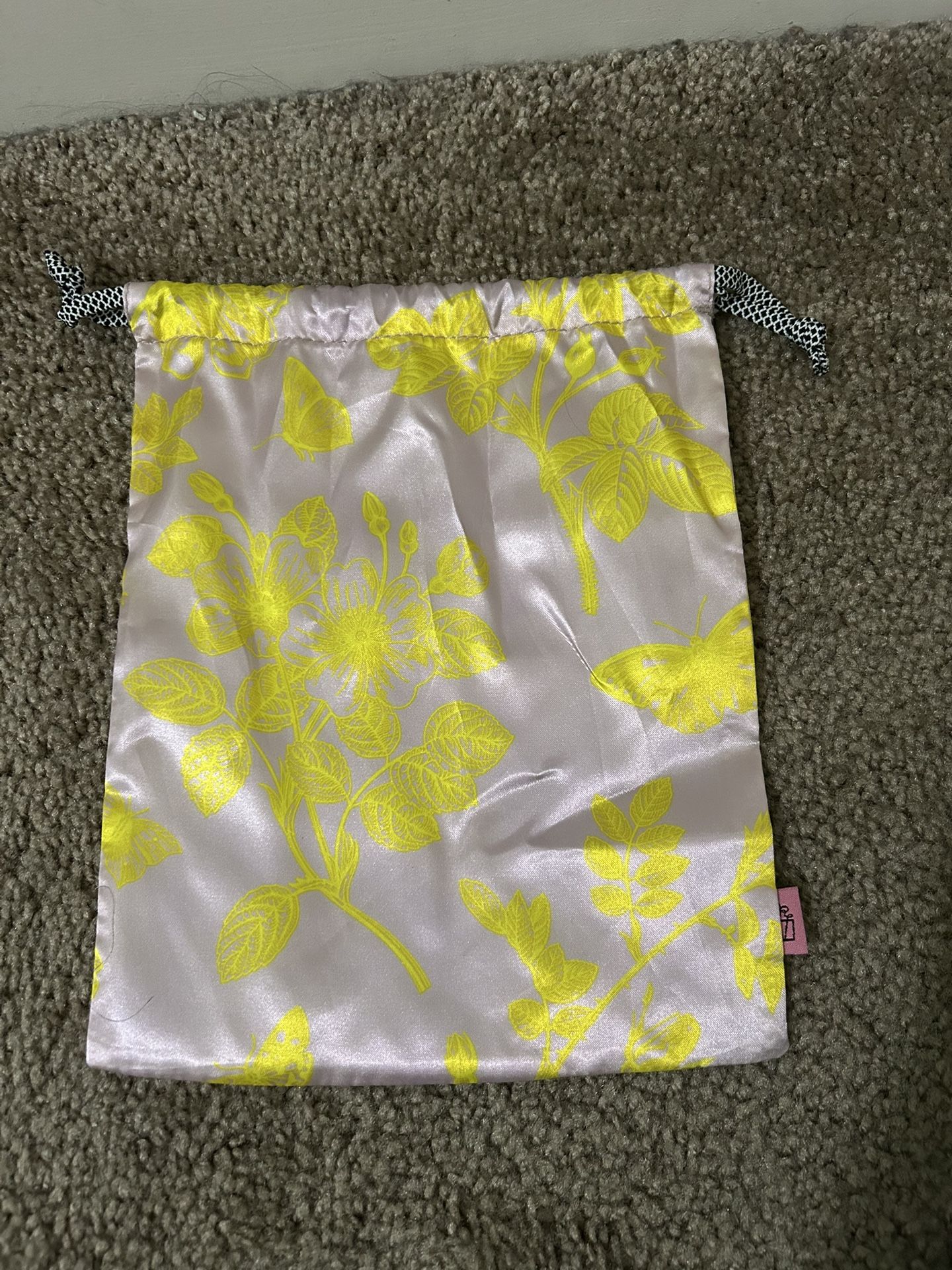 IPSY make up bag