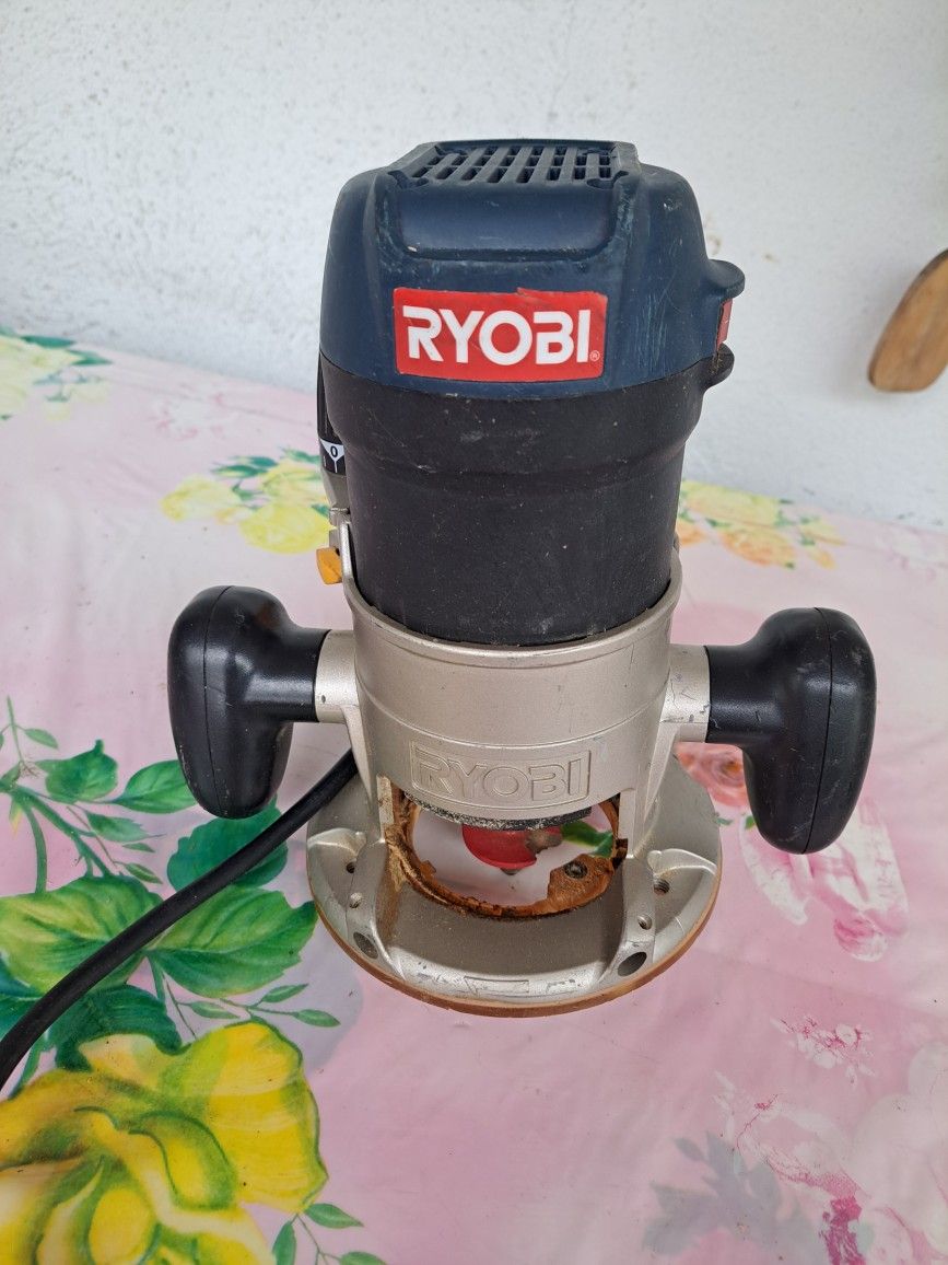 Ryobi R163 ROUTER 120v