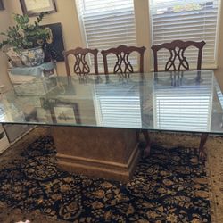 Dining Table w Chairs