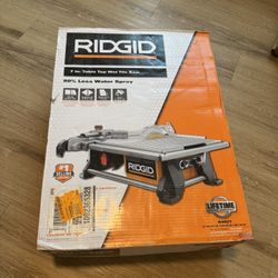 RIDGID 7 in. BladeTable Top Wet Tile Saw 