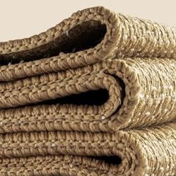 Stunning Soft Hand Woven Natural Low Pile Plain Pattern Braided Area Rug. 9 x 12