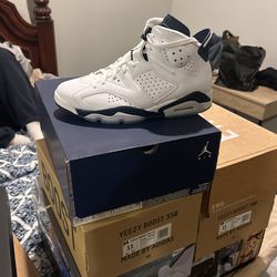 Jordan 6 Midnight Navy Size 11