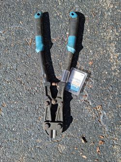 14in Bolt Cutters
