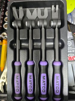 Matco Clip Lifter Set