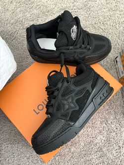 BRAND NEW LV SKATES