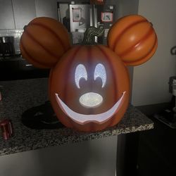 Mickey Pumpkin With Lights And Music 