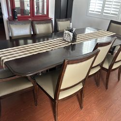 Dinning Room Table 