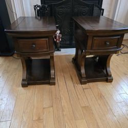 Side Tables N Center Table EXCELLENT Condition ..Free DELIVERY!