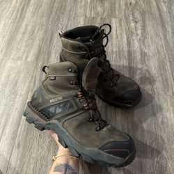 Irish Setter Red Wing Crosby Mens 13 D Waterproof Leather 6" Safety Boots 83628