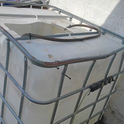 250 gallon fish tank 