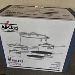 ‏New All-Clad D3 Stainless Steel Nonstick Tri-Ply Bonded Cookware Set 10 Piece