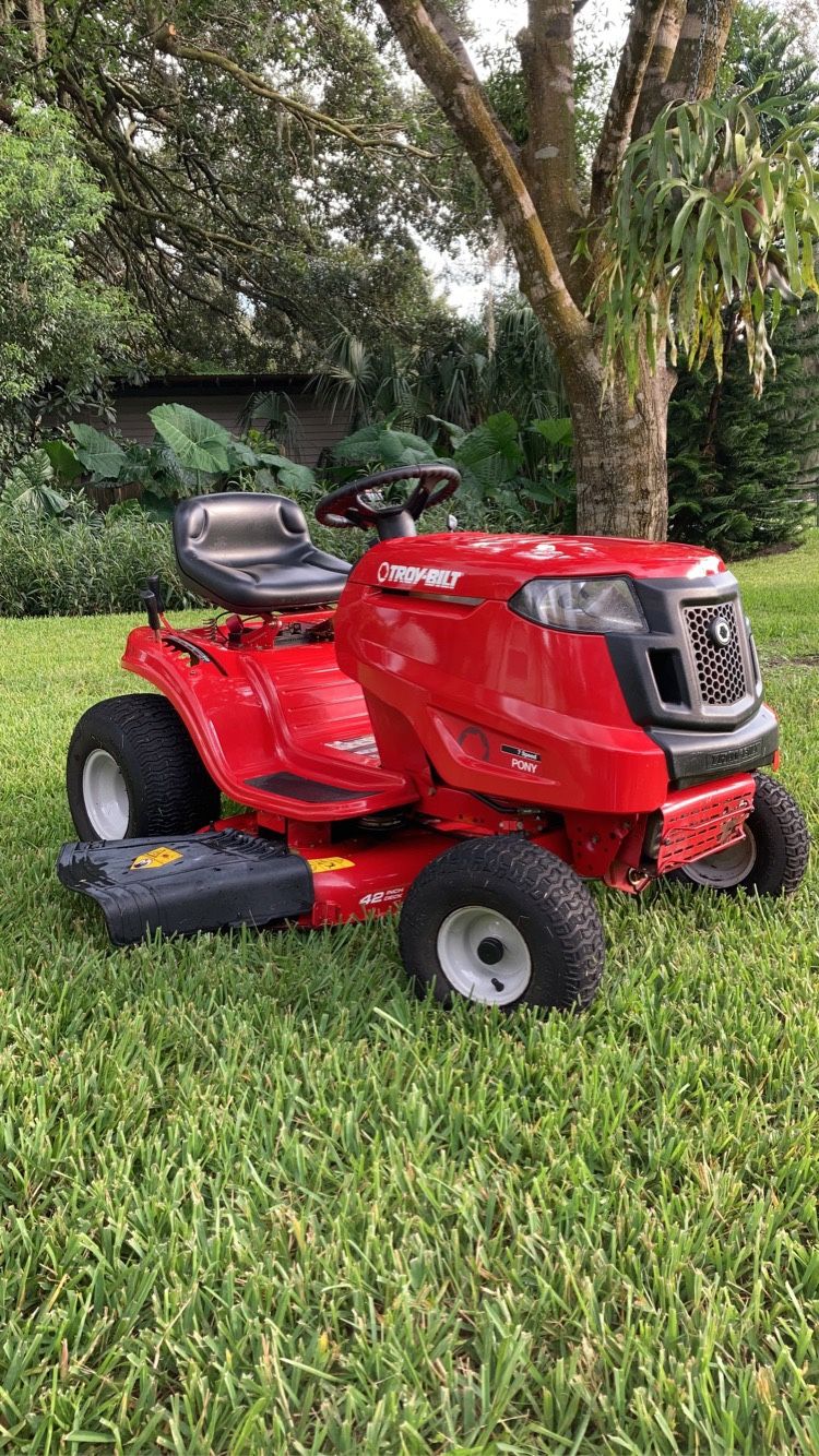 42” Troy Built Riding Lawn Mower