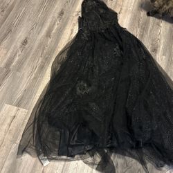 black layered ballgown, size 6