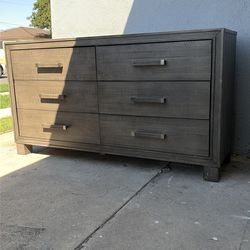 Free dresser drawers