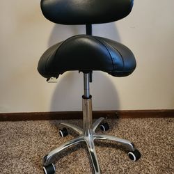 Saddle Stool Chair