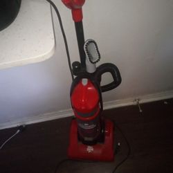 Dirt Devil Vac 