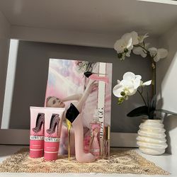 Perfume set for sale  Set de perfume a la venta 