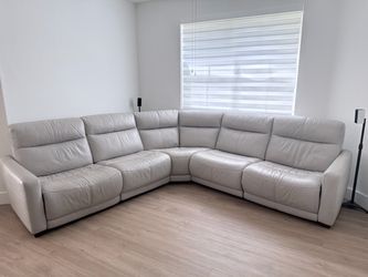 Cindy Crawford Bella Leather Reclining Sectional