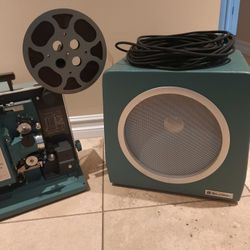 Bell And Howell 16mm Projector W External Speaker 