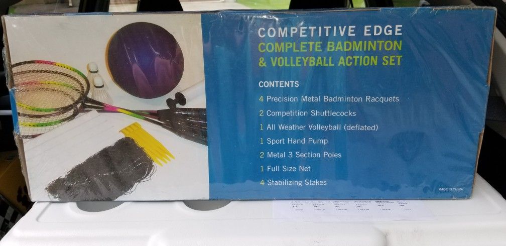 NEVER USED NEW IN BOX COMPETITIVE EDGE COMPLETE BADMINTON AND VOLLEYBALL ACTION SET. PICK UP MIDDLEBORO ONLY FINAL SALE