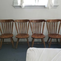 Set Of 6 Oak Chairs