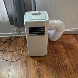 Air conditioner And Dehumidifier 
