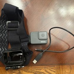 GoPro Hero 7 Silver With Head Strap
