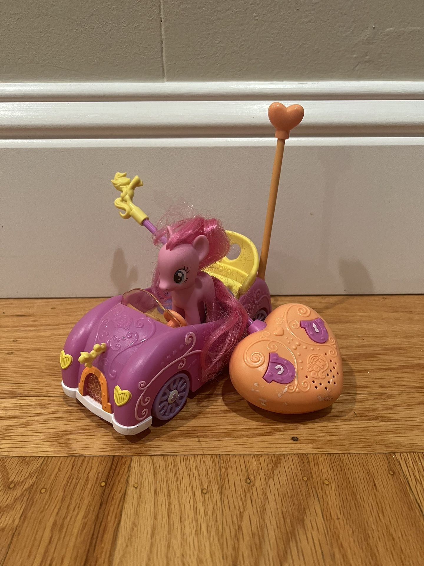 Pinkie Pie Car