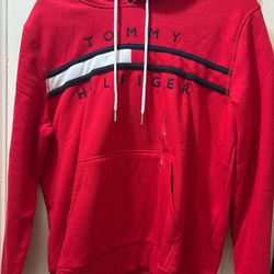 Women’s hoodies (read description)