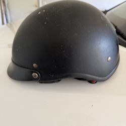 Motorcycle Helmet -Size Medium 