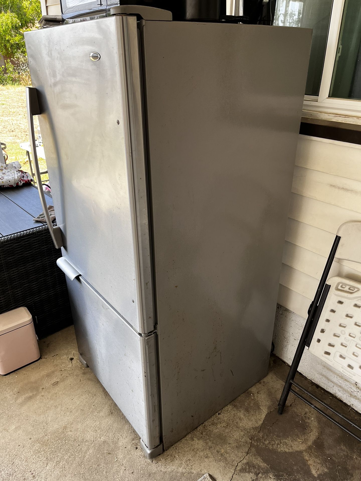 Refrigerator For SALE !!