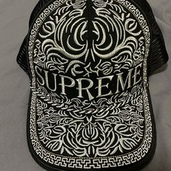 Supreme Hat