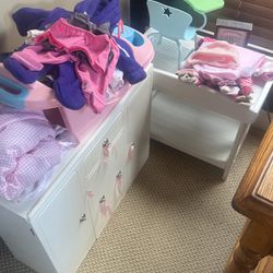 American Girl Clothes And Furniture 