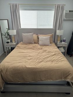 Grey, Queen-sized Crown Mark Erin Upholstered Panel Bed (with Box Spring!)