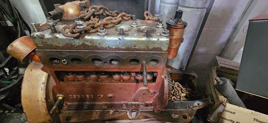 Atomic 4 engine