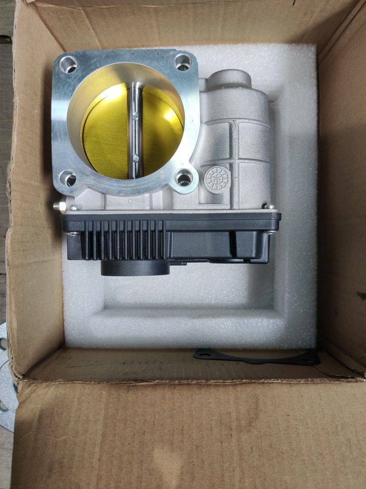 Throttle Body For Infiniti And Nissan Nine Different Models $35