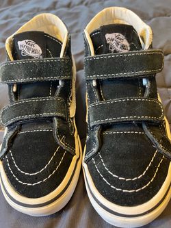 VANS.