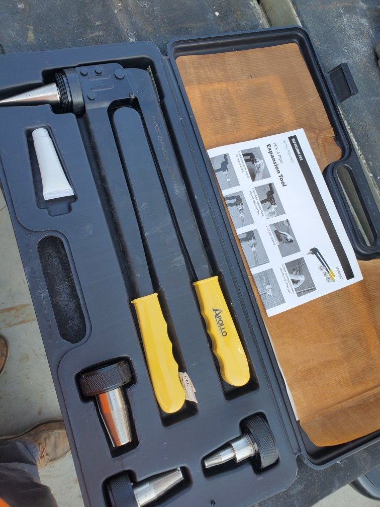 Apollo PEX-A Expansion Tool Kit with 1/2 in., 3/4 in. and 1 in. Expander Heads