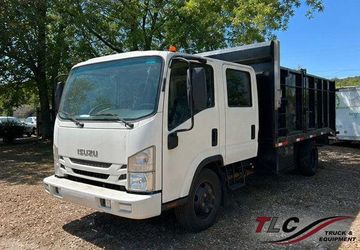 2021 Isuzu NPR HD